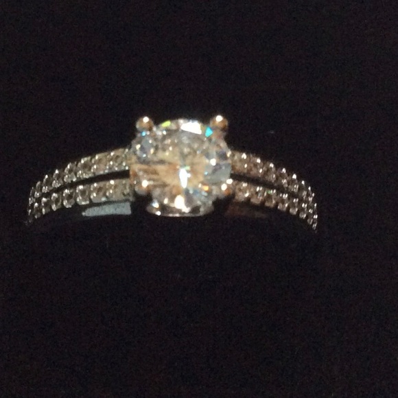 18k GP Diamond Engagement Ring Stamped - Picture 4 of 10